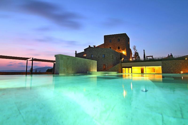 Castello Di Velona, Resort Thermal Spa & Winery Montalcino Luaran gambar