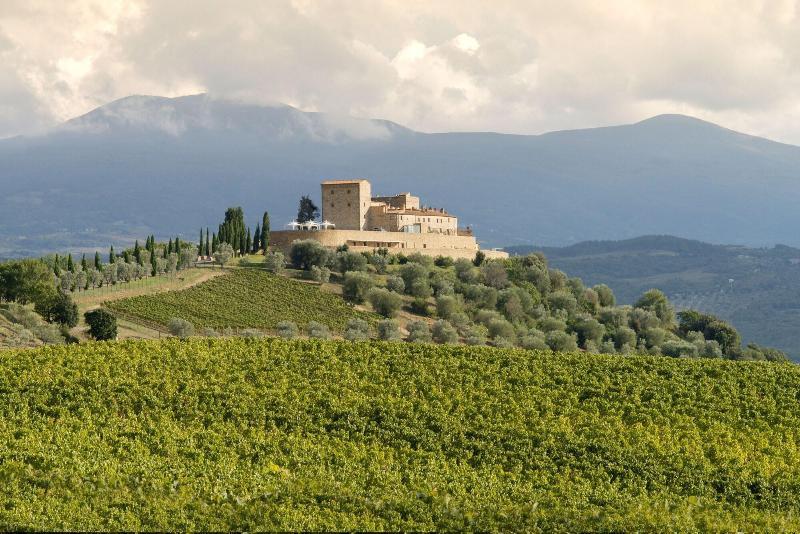 Castello Di Velona, Resort Thermal Spa & Winery Montalcino Luaran gambar